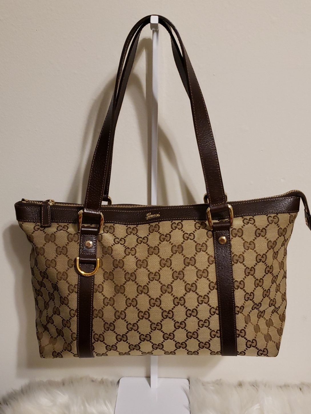 Gucci Beige Gg Canvas Shoulder Bag With Dark Brown Leather Trim